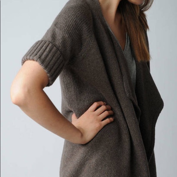 Vince Sweaters - Vince Wool cardigan